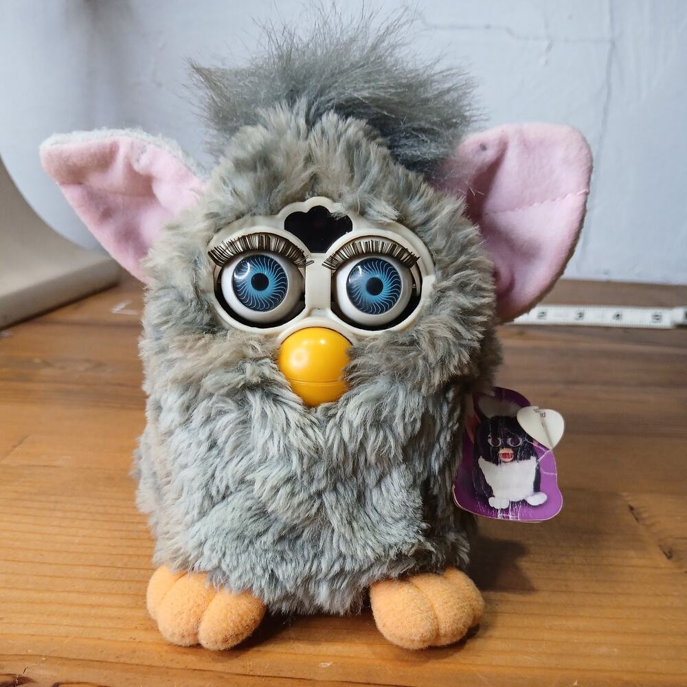 Tiger Furby 70-800 wolf Electronic Interactive Toy works with original tag used